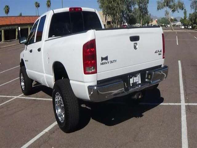 Dodge Ram Pickup 2500 2006 photo 24